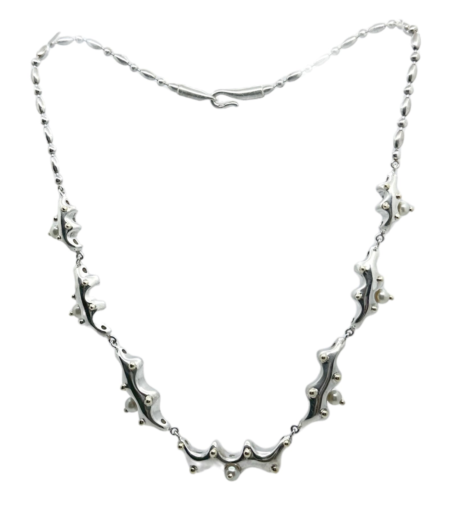 Sea slug necklace in sterling silver 925, gold, and pearl. Handmade by tg-jewellery by Tamara Gervasio