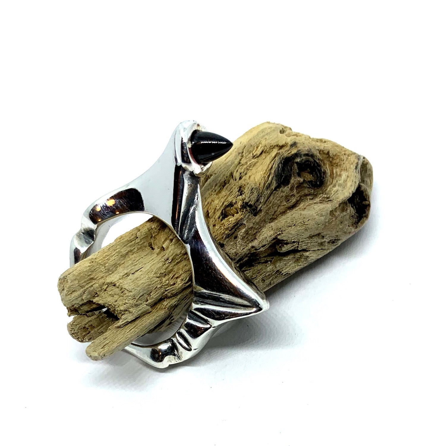 Pyramid Ring | Sterling Silver 925 with Garnet or Amethys - Tg-Jewellery By Tamara Gervasio