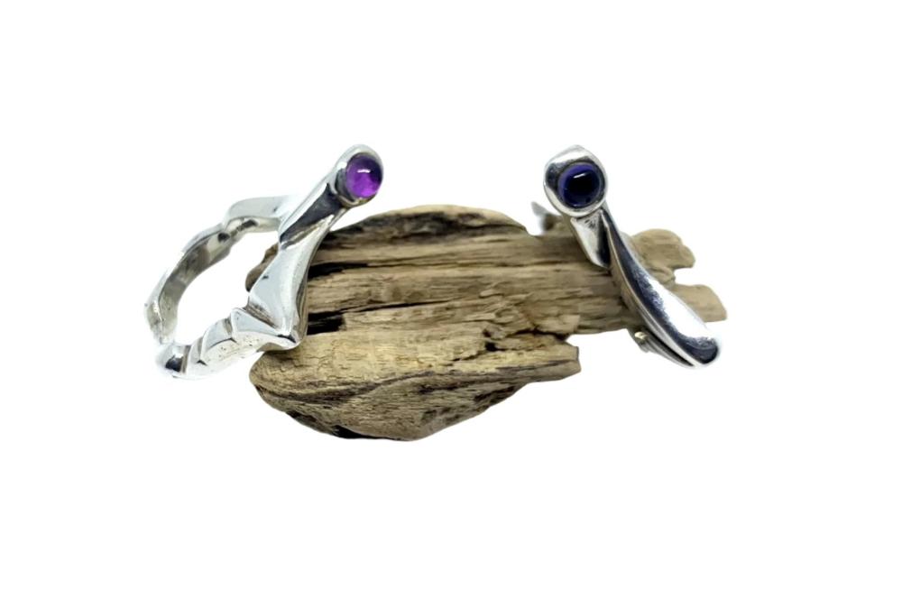 Pyramid Ring | Sterling Silver 925 with Cabochon Peridot, Amethyst, or Iolite - Tg-Jewellery By Tamara Gervasio