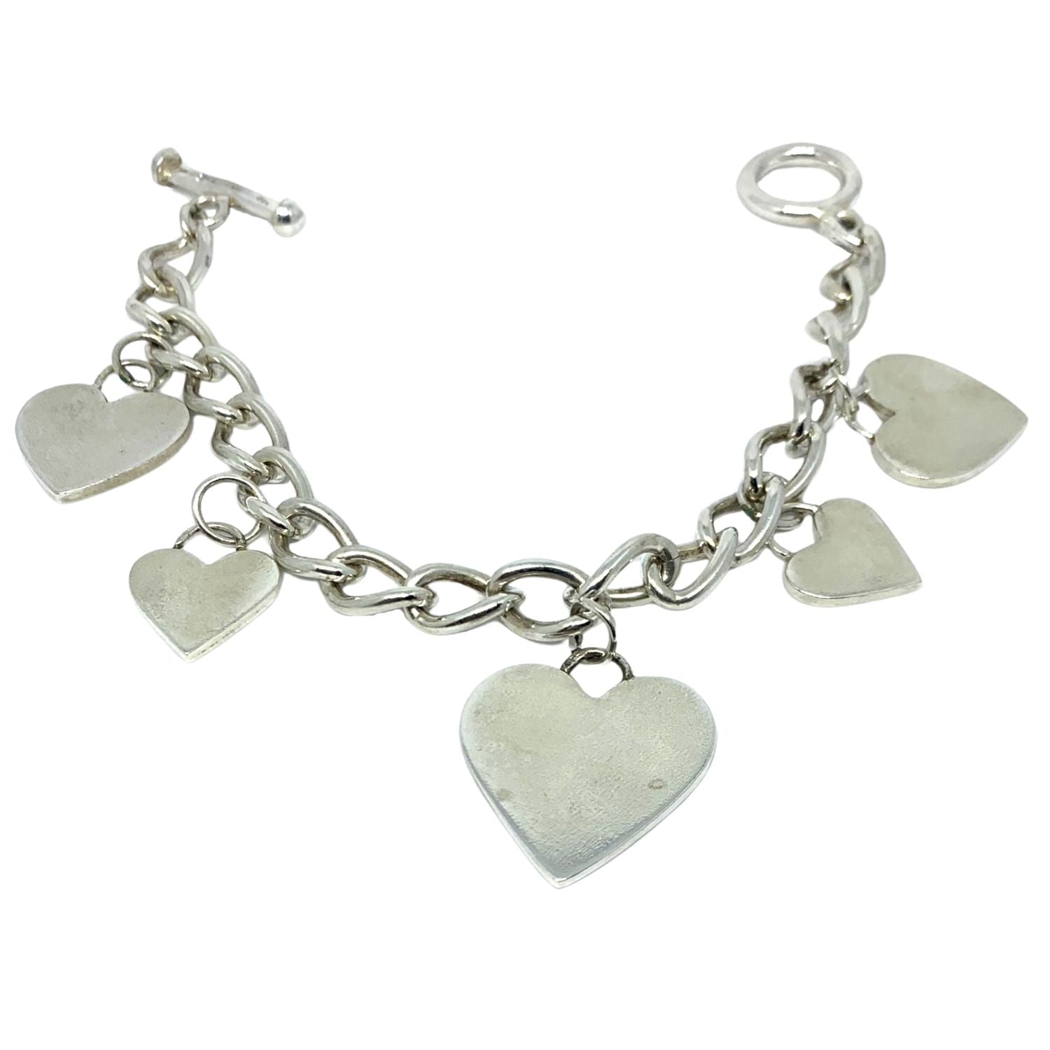 Reverse view of REGINA DI CUORI sterling silver heart charm bracelet showing hallmark - Tg-Jewellery By Tamara Gervasio