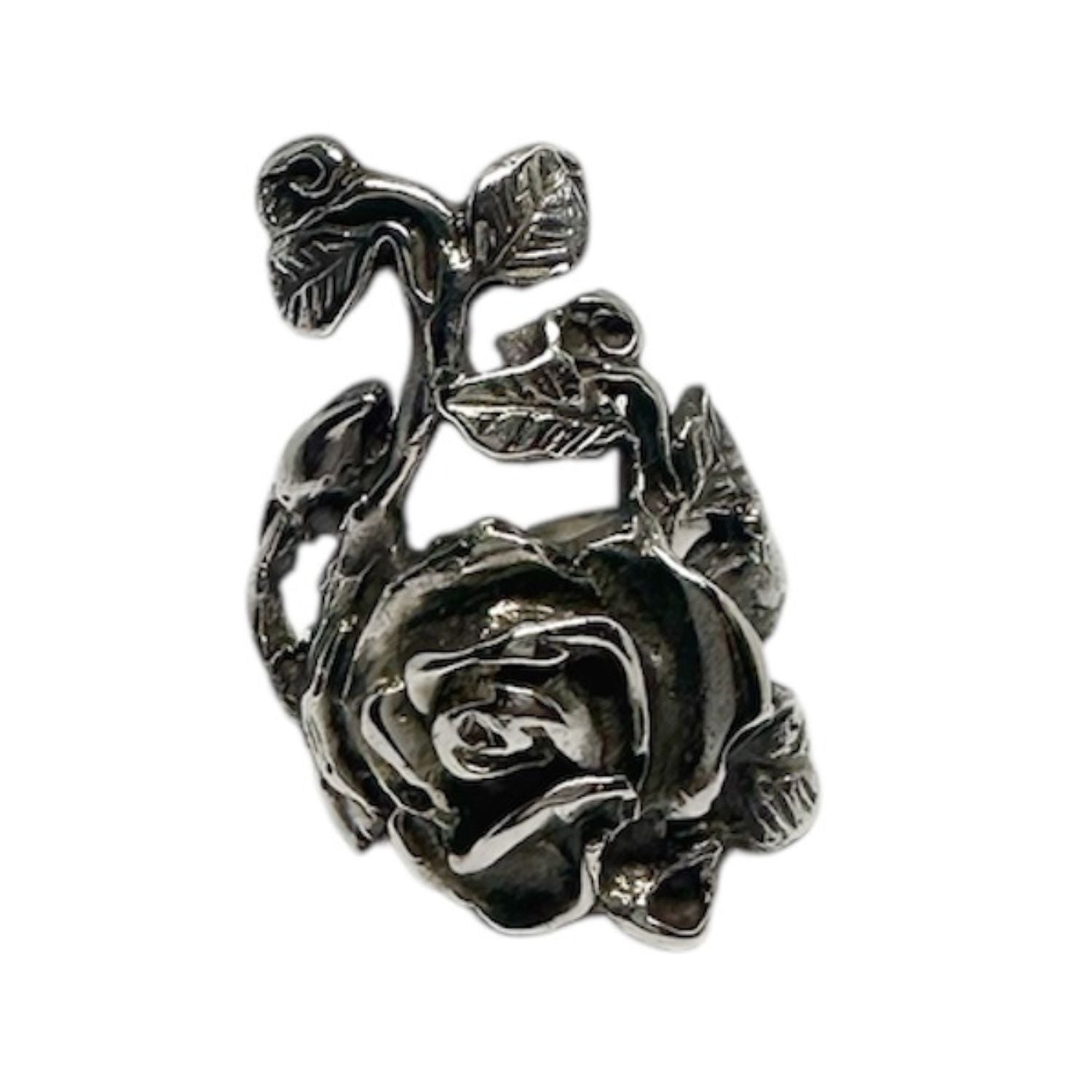 Rosa Gothic Ring in Sterling Silver 925 — Front View — Hand-Carved Sculptural Rose — Polished and Oxidised Finish — Handmade by Tamara Gervasio