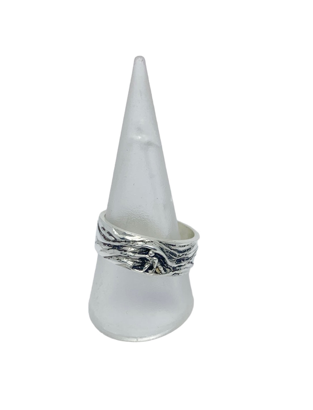 Surfer Ring – Detail View | Handcrafted Sterling Silver 925 Wave Band - Tg-Jewellery By Tamara Gervasio