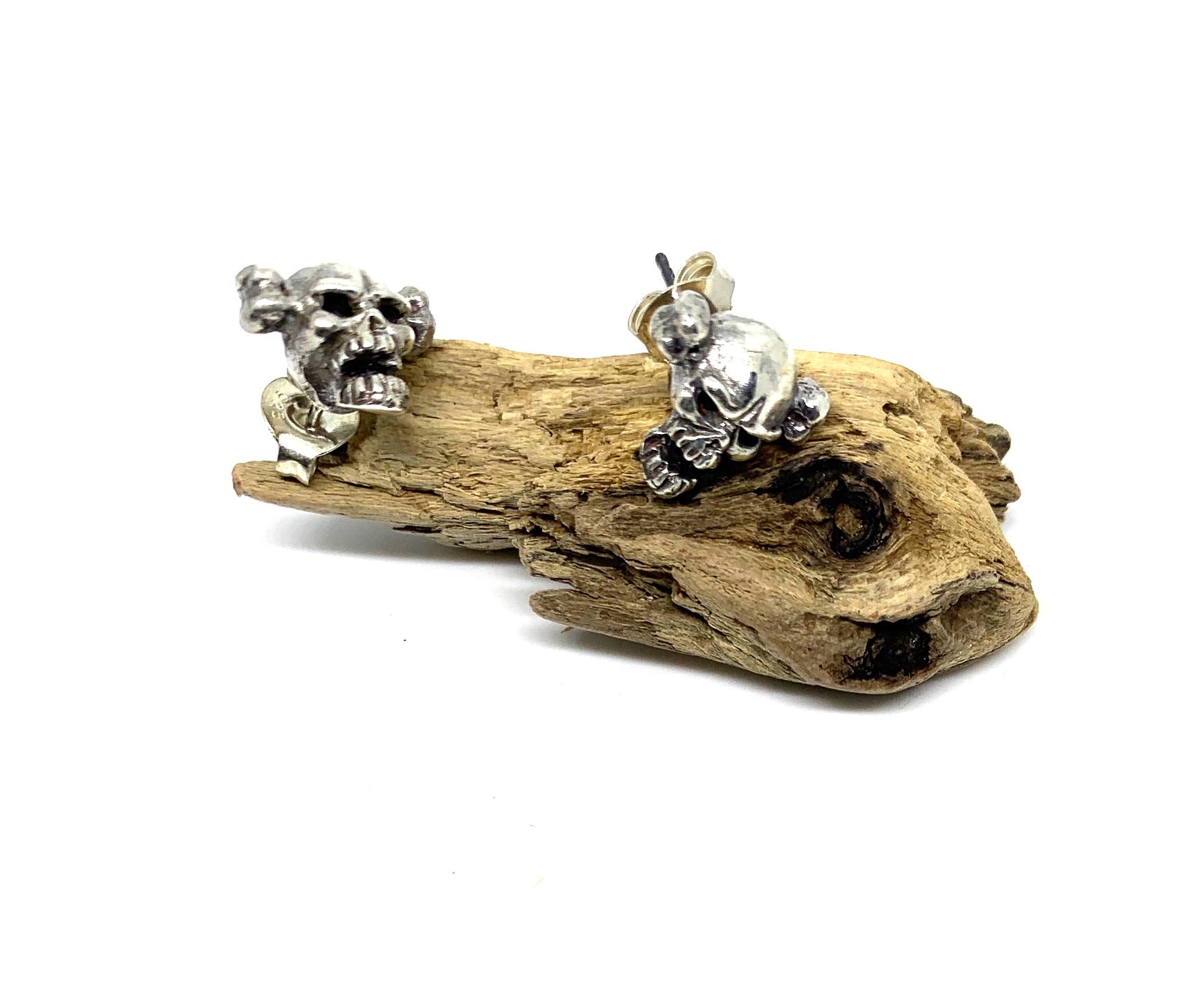 Sterling Silver Skull Bone Stud Earrings – Handcrafted Gothic Style - Tg-Jewellery By Tamara Gervasio