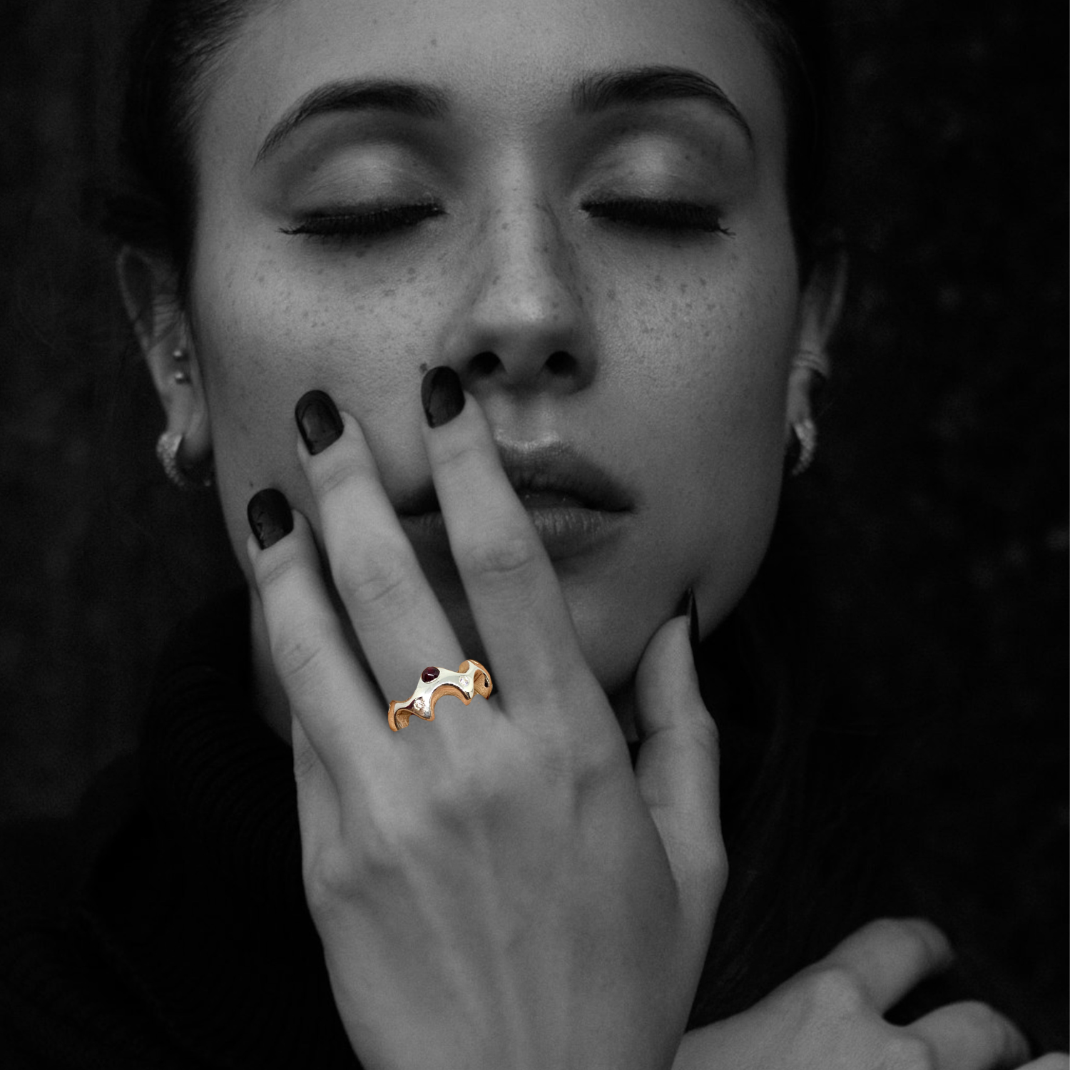 Sea Slug Ring – Sterling Silver 925 with Tourmaline, Garnet, or Cubic Zirconia - Tg-Jewellery By Tamara Gervasio