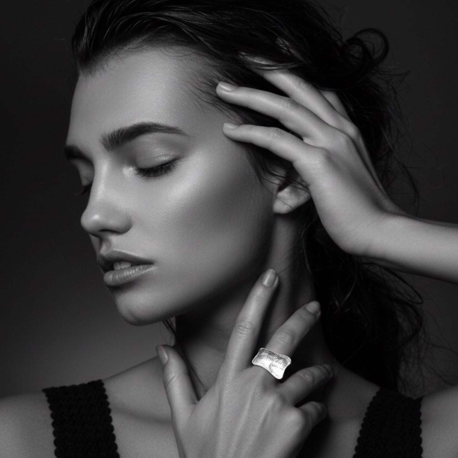 Wave Ring on Model – Black Background | Handcrafted Sterling Silver 925 - Tg-Jewellery By Tamara Gervasio