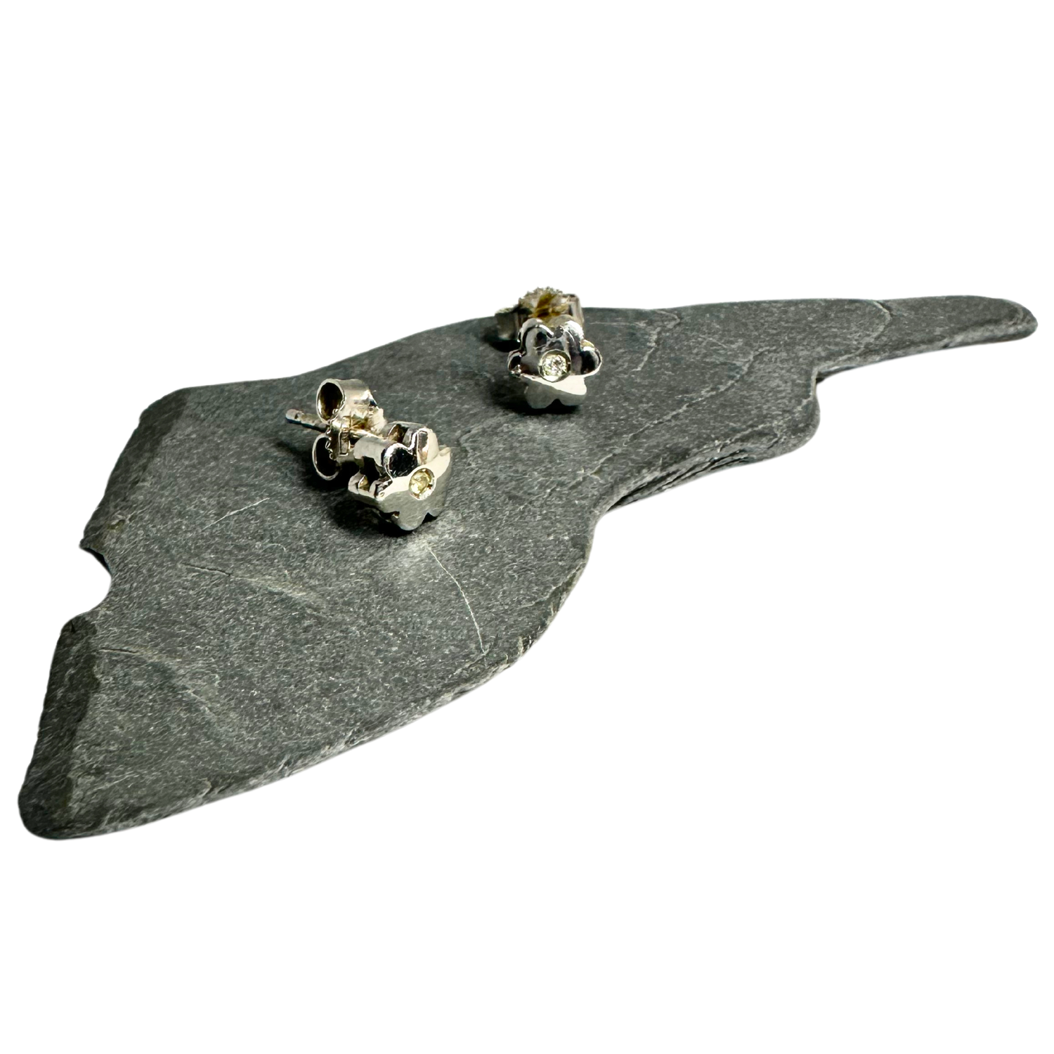 Flower Diamond Stud Earrings in 18K White Gold - Tg-Jewellery By Tamara Gervasio