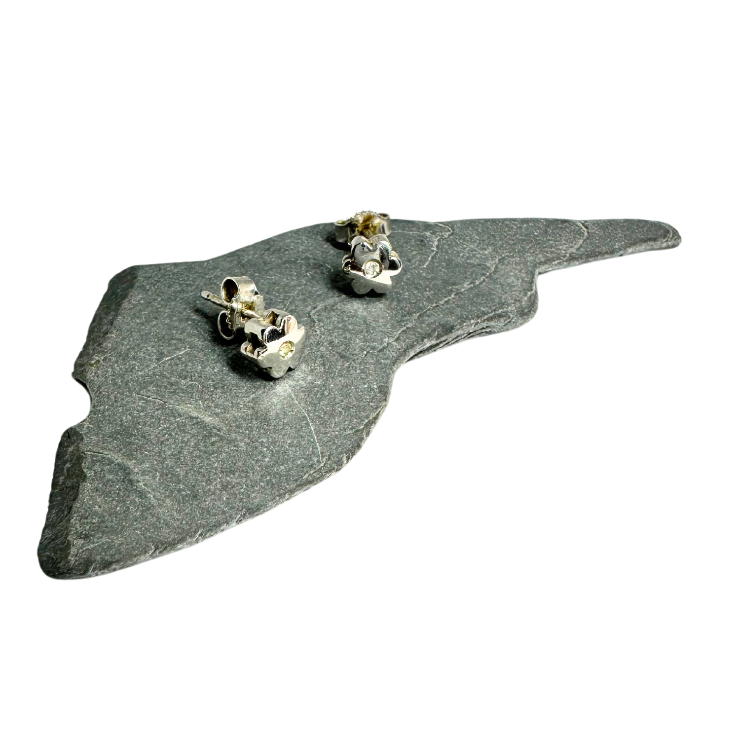 Flower Diamond Stud Earrings in 18K White Gold - Tg-Jewellery By Tamara Gervasio