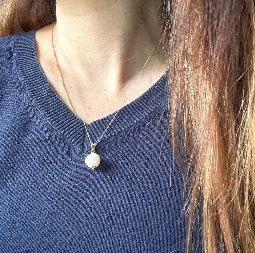 Custom Pearl Pendant Necklace | 18ct Yellow Gold & Freshwater Pearl - Tg-Jewellery By Tamara Gervasio