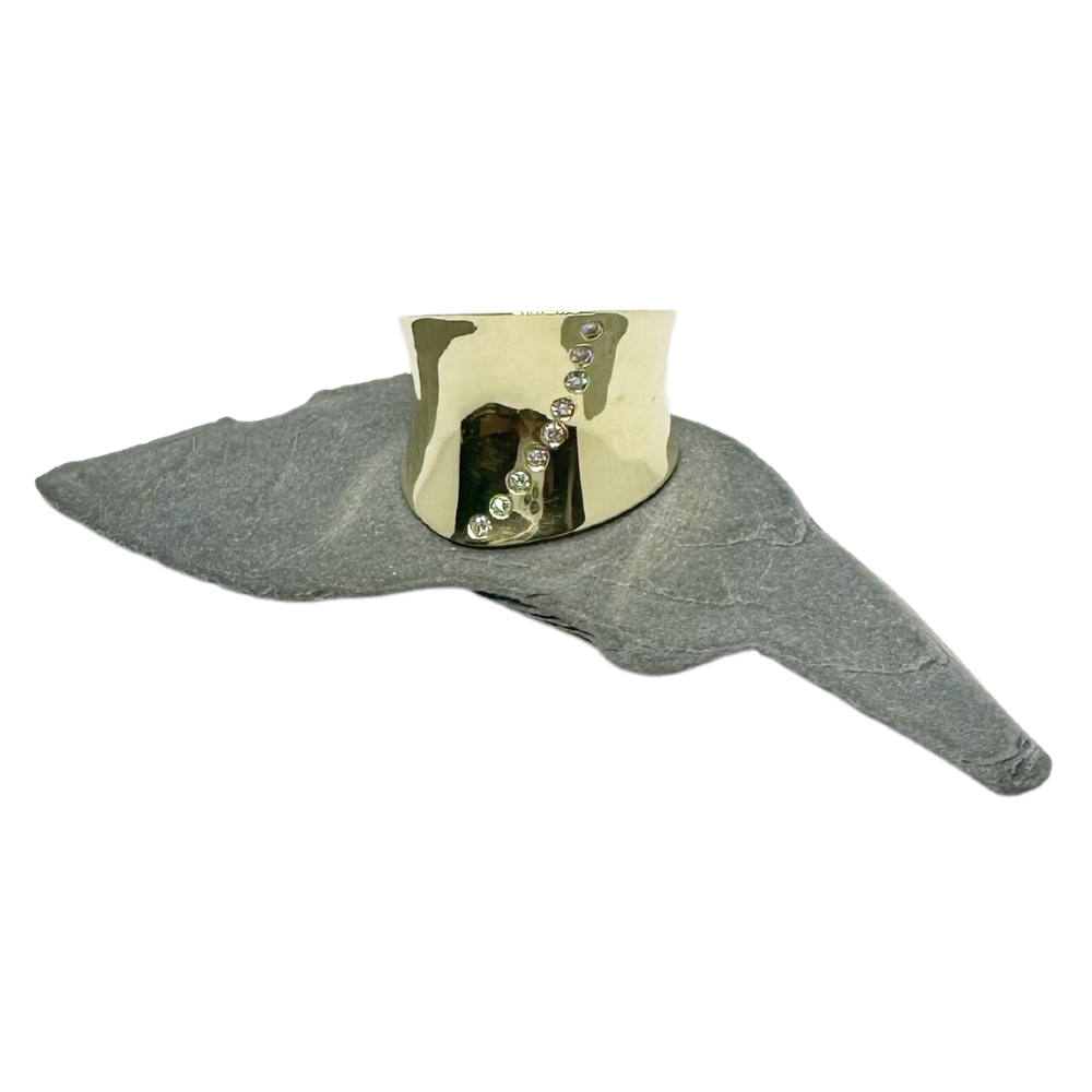 Onda 18k Yellow Gold & Diamonds Ring – Contemporary Statement Design - Tg-Jewellery By Tamara Gervasio