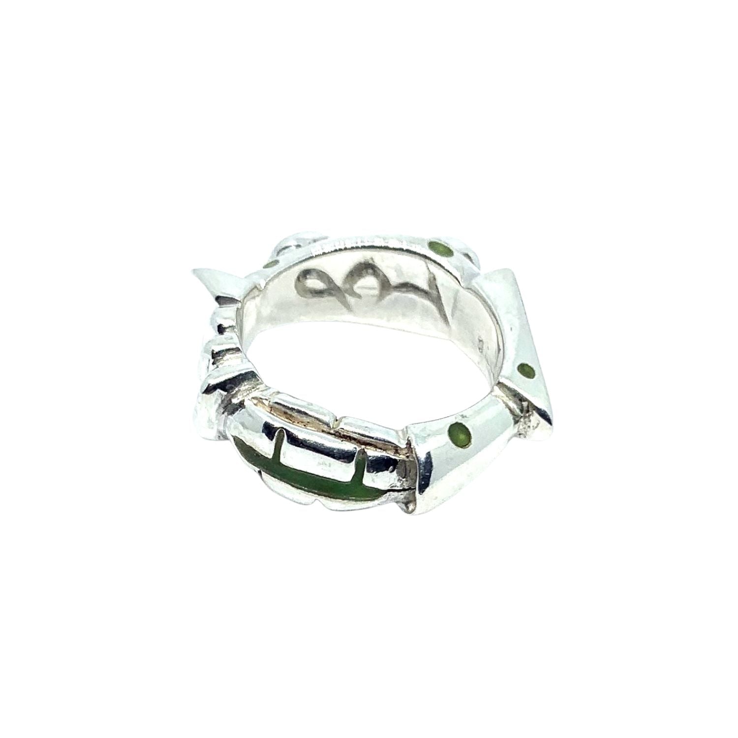Side profile of Club ring in sterling silver 925 with neon UV-cured enamel finish - Tg-Jewellery By Tamara Gervasio