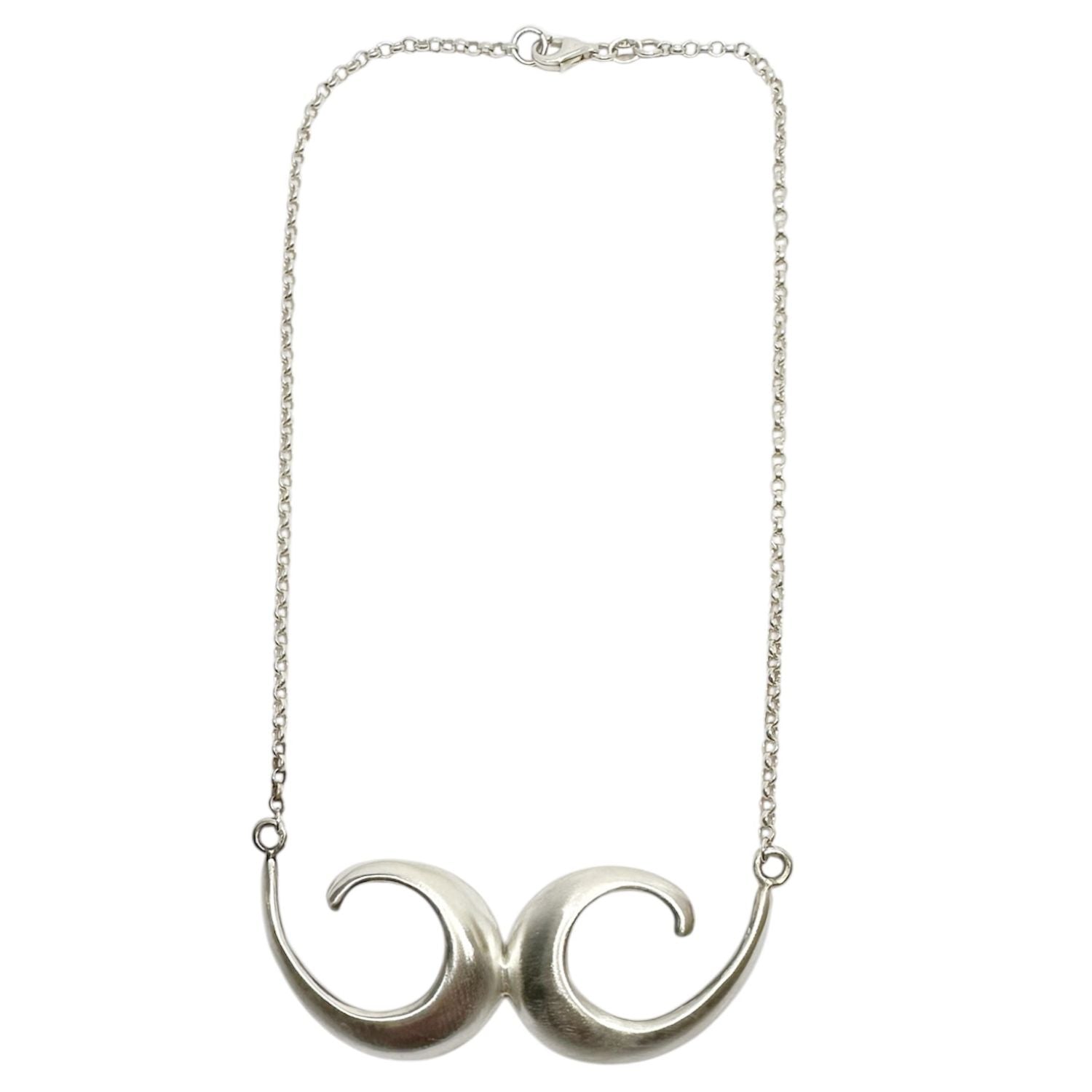 Conchiglia sculptural choker necklace in sterling silver 925, shell-inspired lost wax cast pendant, handmade in Cornwall by TG-Jewellery