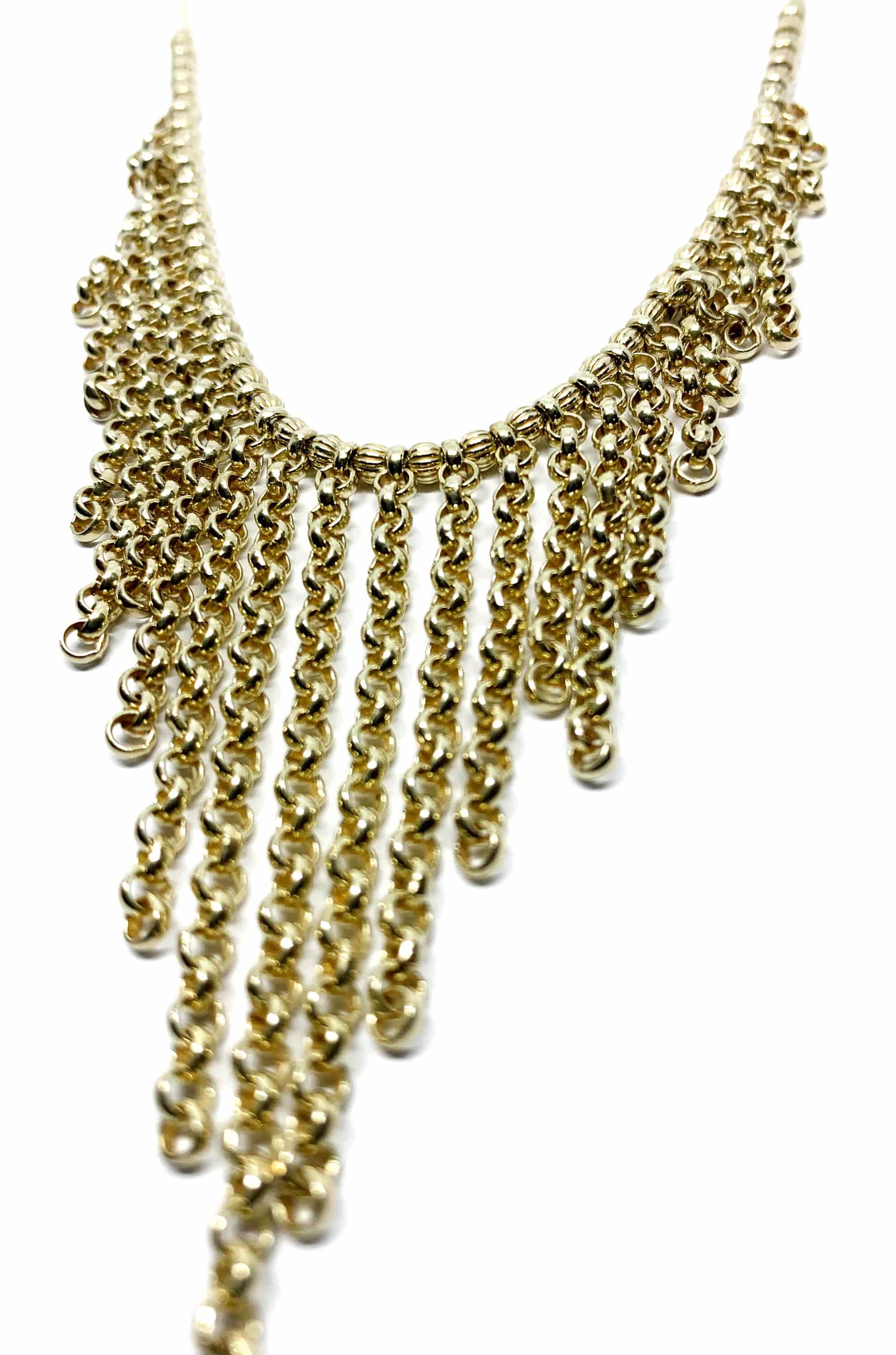 Close-up of 18ct gold plated rolo chain drops and corrugated beads on sterling silver 925 necklace – TG-Jewellery