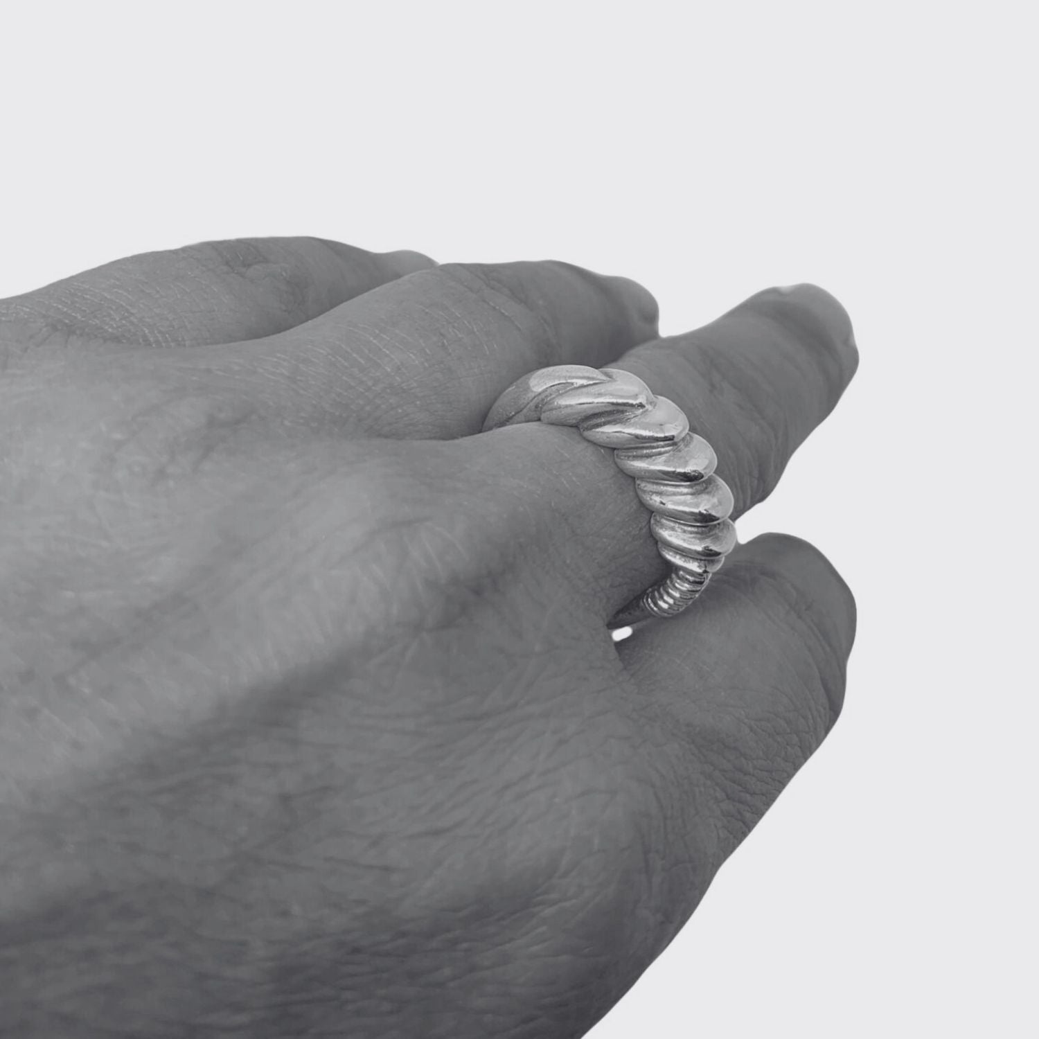 Scorpion Ring Sterling Silver 925 – Black and white editorial – Tg- Jewellery by Tamara Gervasio