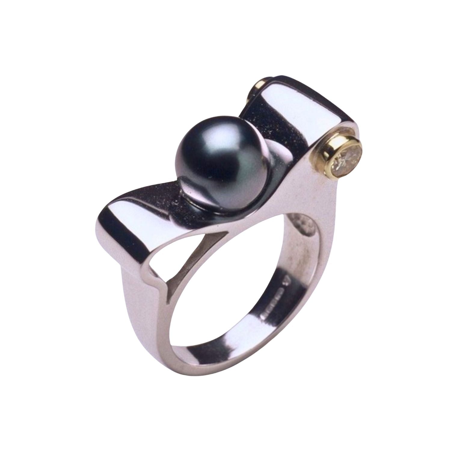 Sea Ring in 18ct white and yellow gold with black Tahitian pearl and brilliant-cut diamond, handcrafted by Tg-Jewellery