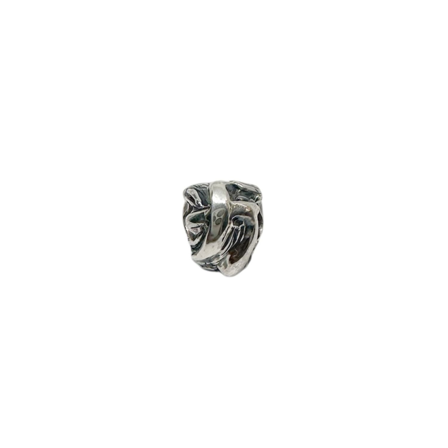 Close-up of skull pendant in sterling silver 925, polished and oxidised finish, lost wax cast