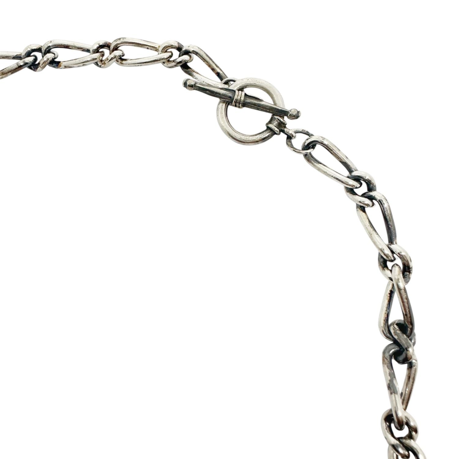 Close-up of Figaro link chain in oxidised and high-polish sterling silver, T-bar clasp detail, one-of-a-kind piece - Tg-Jewellery By Tamara Gervasio