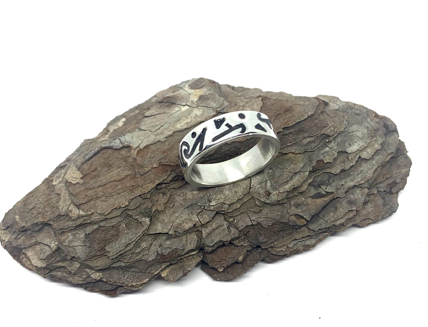 Incisioni Men’s Ring | Sterling Silver 925 with Black Enamel - Tg-Jewellery By Tamara Gervasio