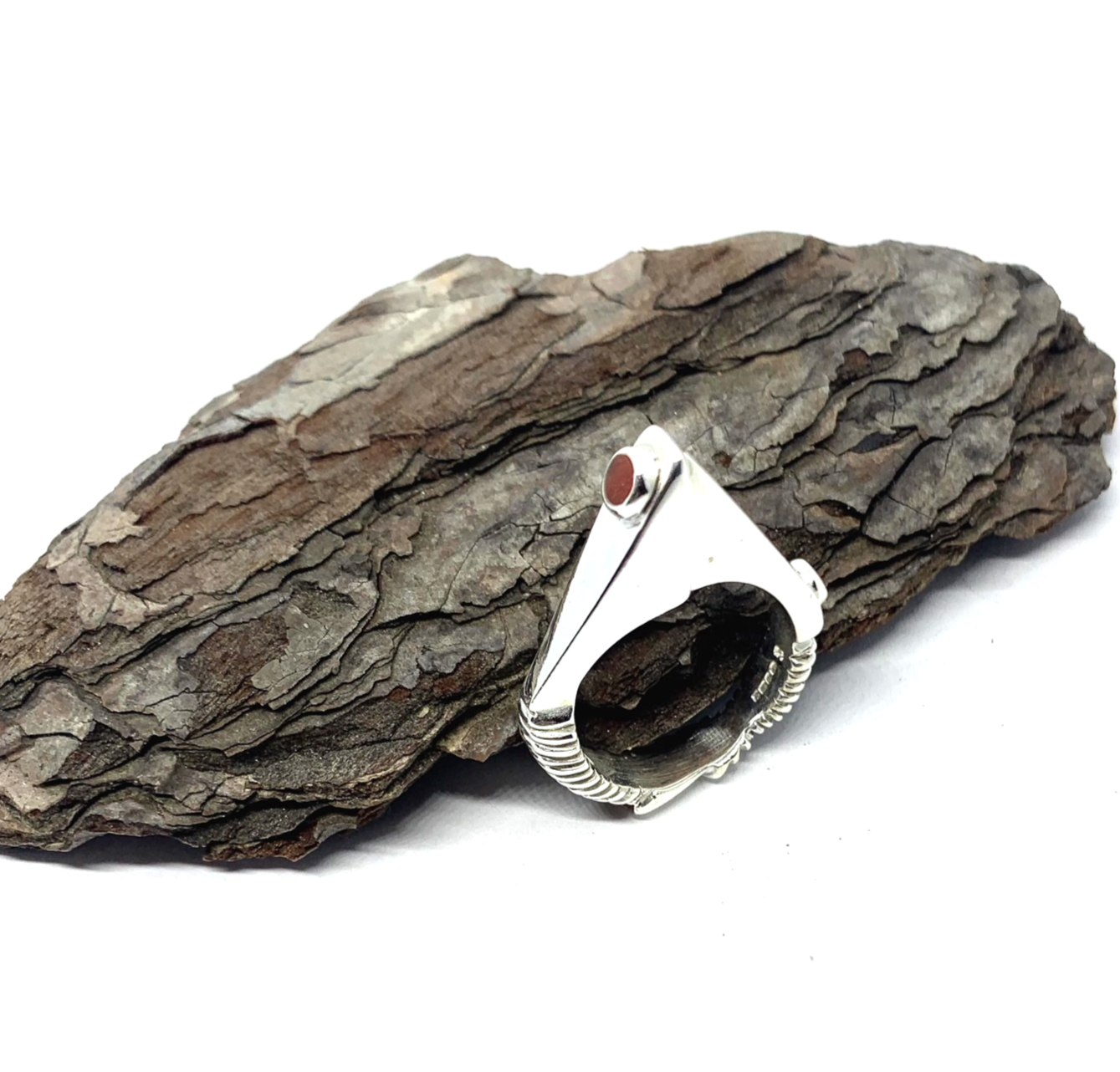 Piramide Ring | Sterling Silver 925 with Red Colorit Ceramic Enamel - Tg-Jewellery By Tamara Gervasio