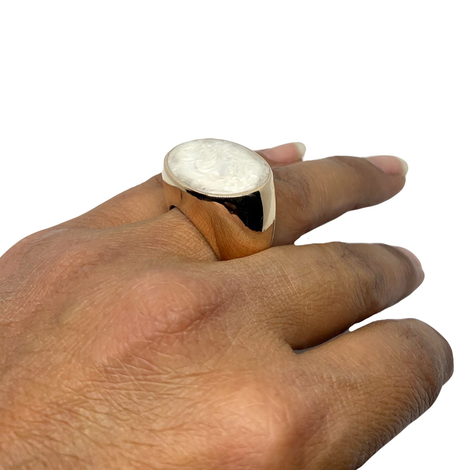 Cocktail Ring with Mother of Pearl Ceramic Enamel | Brass - Tg-Jewellery By Tamara Gervasio