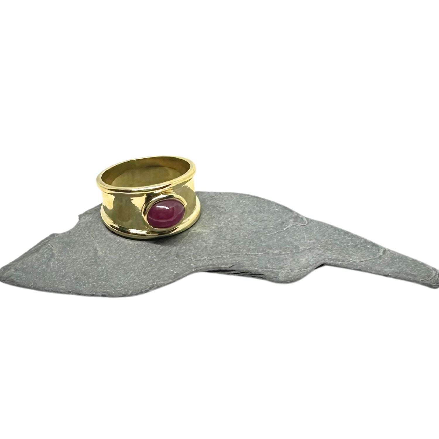 18ct Yellow Gold Ruby Cabochon Ring - Tg-Jewellery By Tamara Gervasio