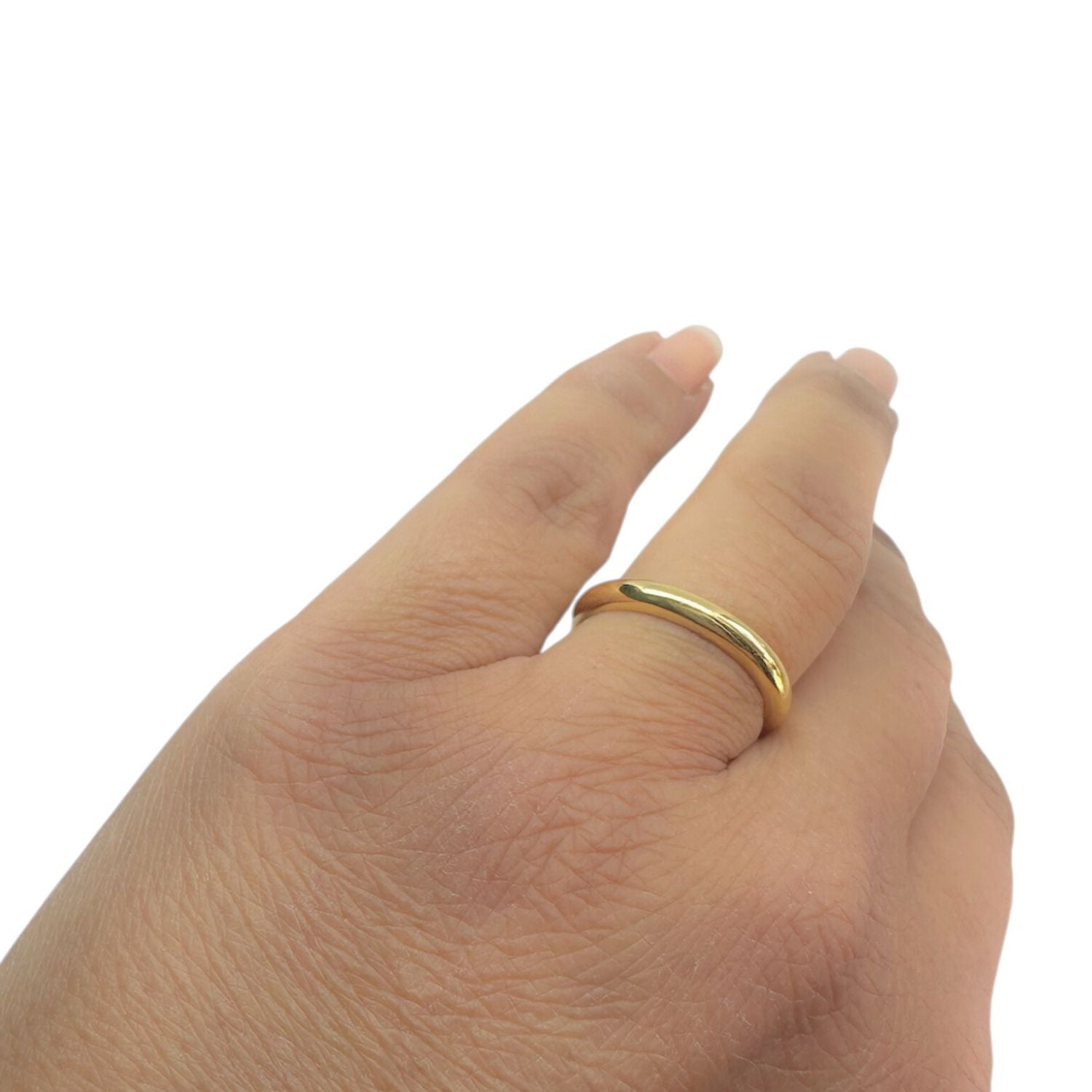 Wedding band in 18ct yellow gold by Tamara Gervasio