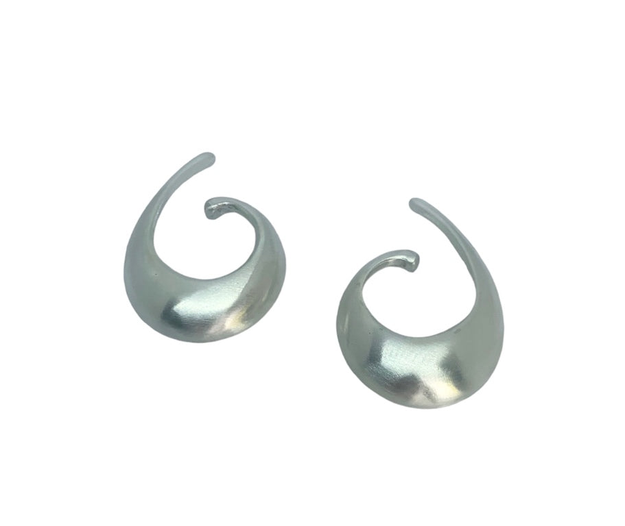 Conchiglia Ear Cuffs – Front View | Handcrafted Sterling Silver 925 Satin Finish - Tg-Jewellery By Tamara Gervasio 