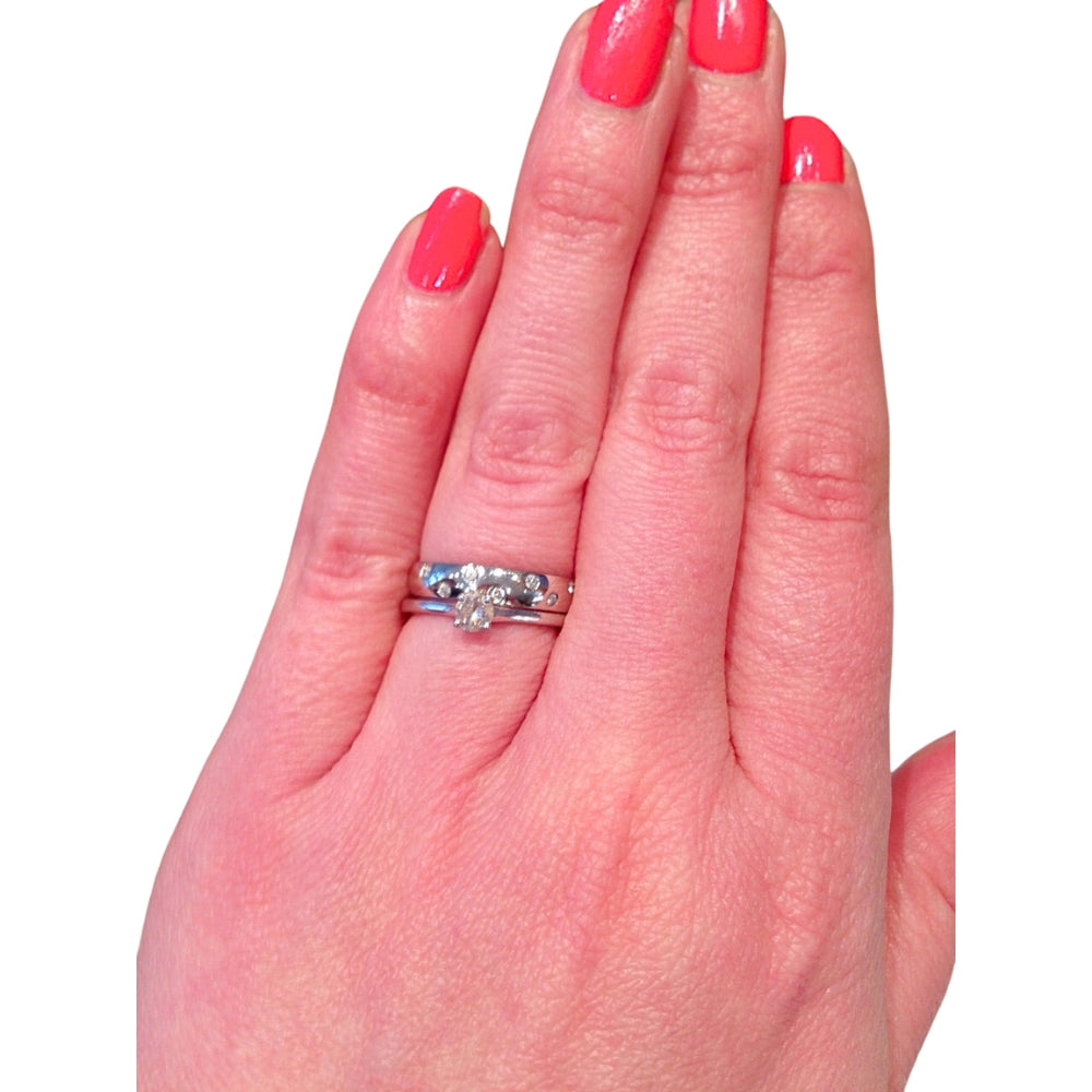 Bespoke engagement diamond ring in 18ct white gold handmade by Tg-Jewellery