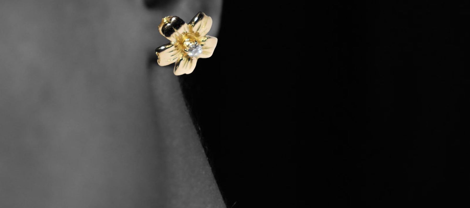 18ct yellow gold flower diamond earrings, handcrafted from lost wax carving – Tg-Jewellery by Tamara Gervasio