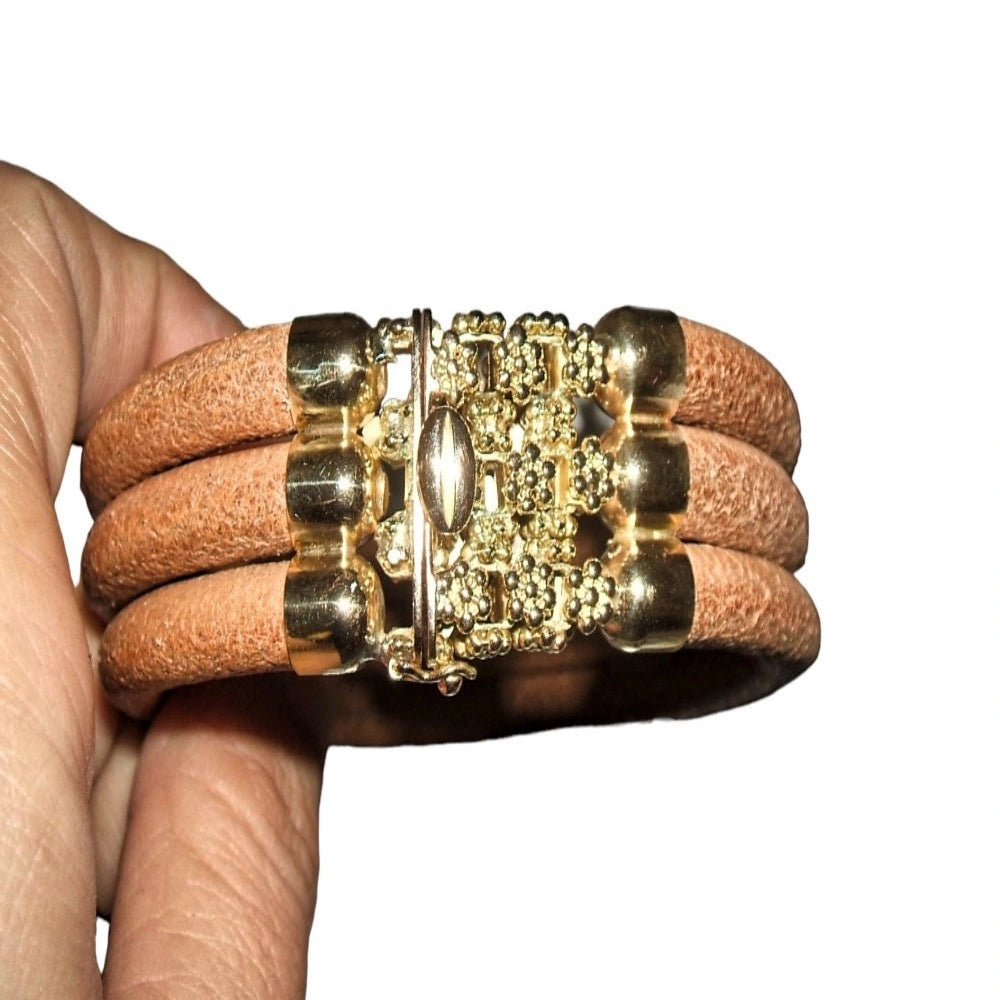 Multi-strand brown leather bracelet with a prominent 18 ct yellow gold decorative clasp handmade by Tg-Jewellery