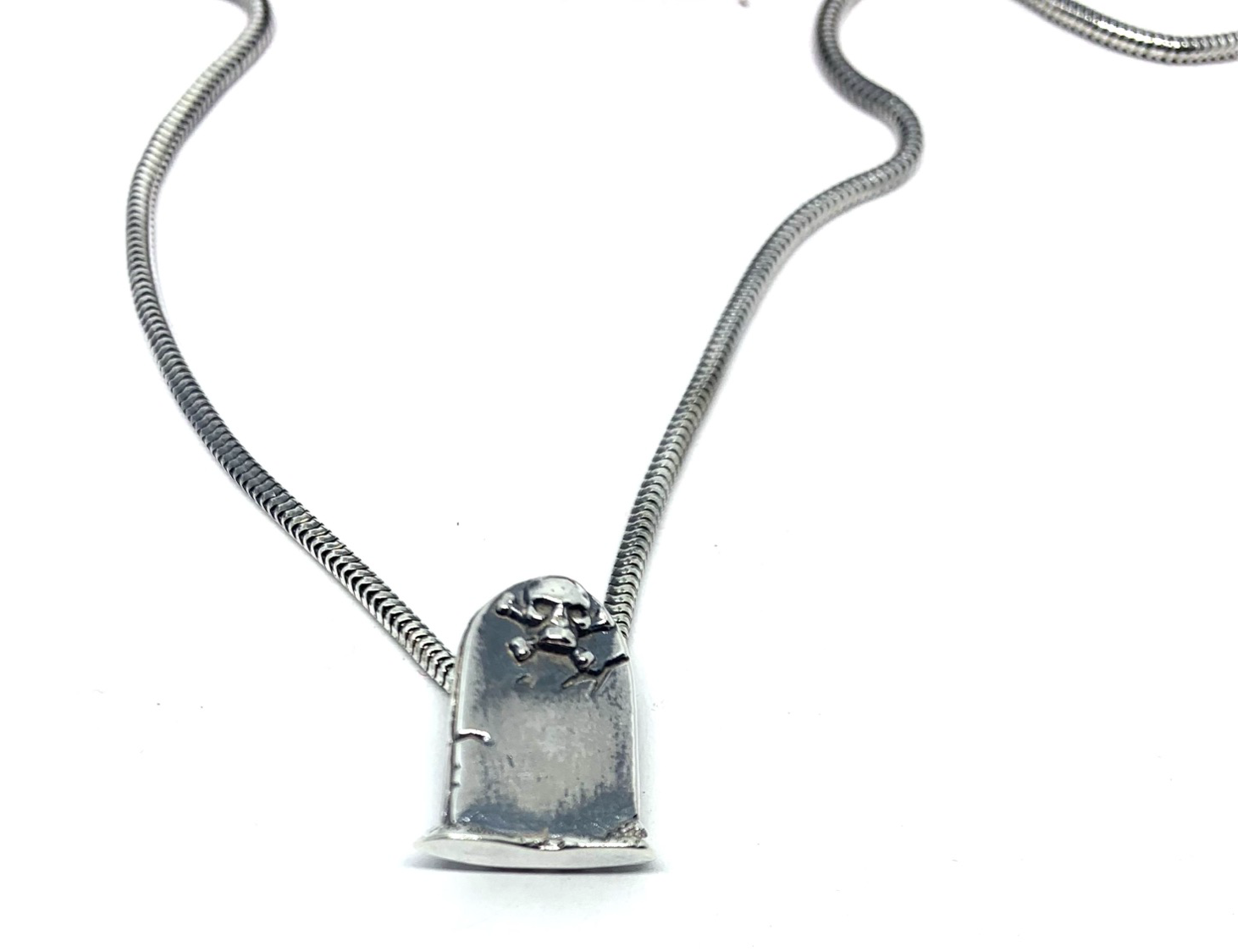 Skeleton Grave Snake Chain Necklace
