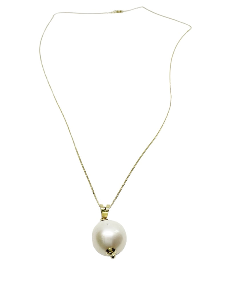 Pearl Pendant Necklace – Full View | 18ct Yellow Gold & Freshwater Pearl - Tg-Jewellery By Tamara Gervasio 