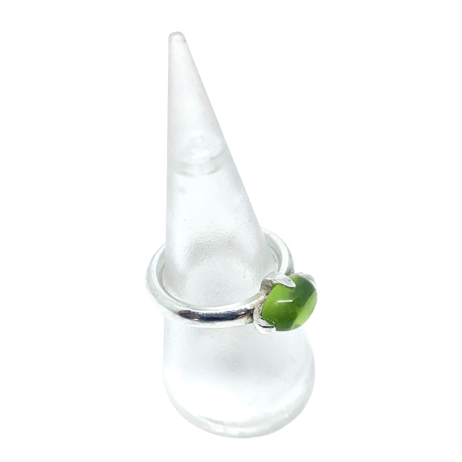Simplicity Peridot Ring – Gemstone Detail | Sterling Silver 925 & Oval Peridot Cabochon - Tg-Jewellery By Tamara Gervasio