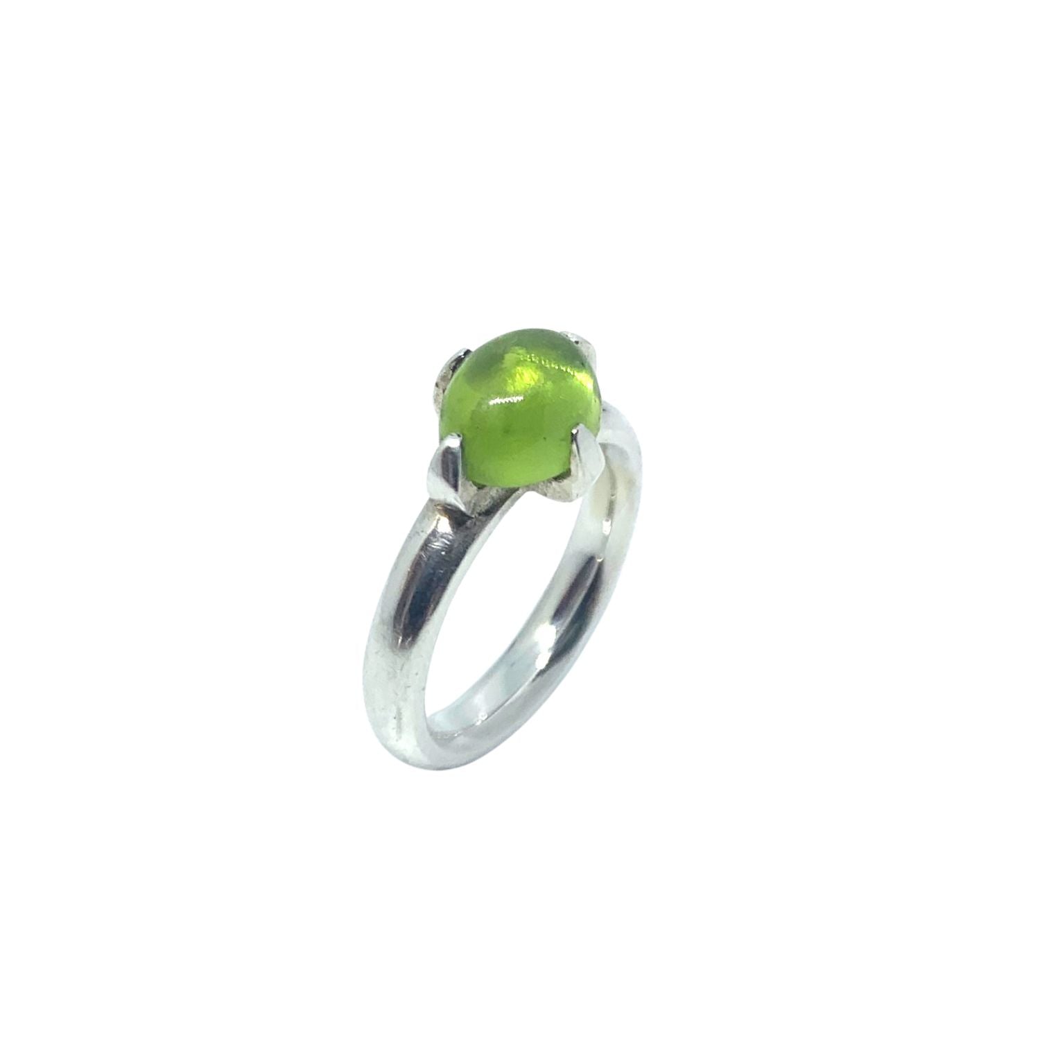 Simplicity Peridot Ring – Side View | Sterling Silver 925 & Oval Peridot Cabochon - Tg-Jewellery By Tamara Gervasio
