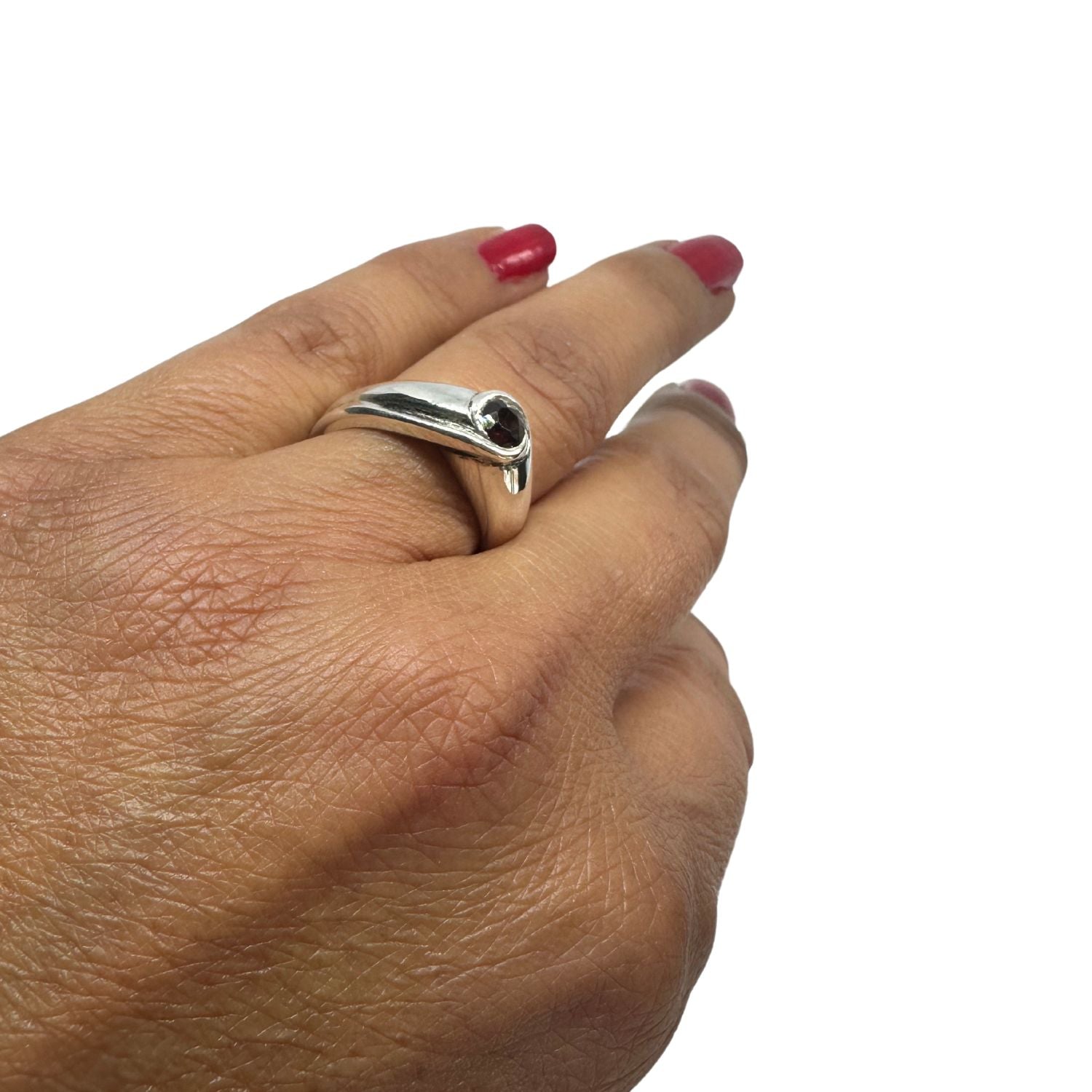 Top view of sterling silver Fish Ring with garnet — abstract marine-inspired form, UK hallmarked, TG maker's mark - Tg-Jewellery By Tamara Gervasio