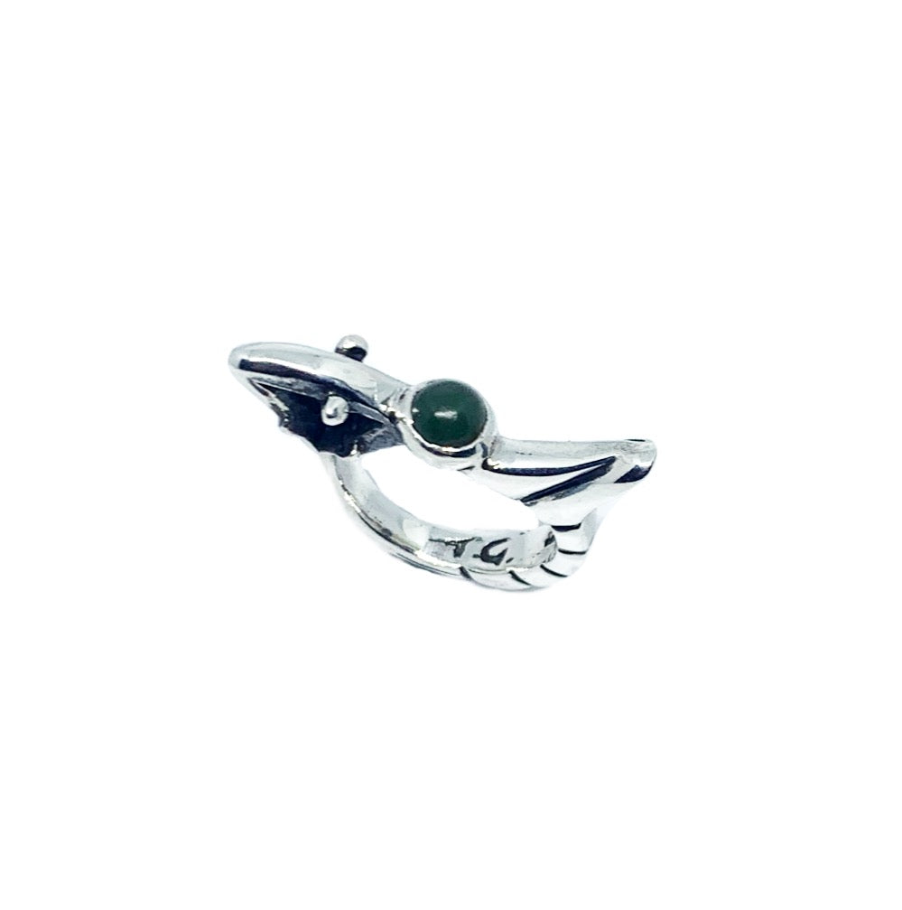 Close-up of green jade cabochon set in lost wax carved sterling silver 925 Bird ring - Tg-Jewellery By Tamara Gervasio