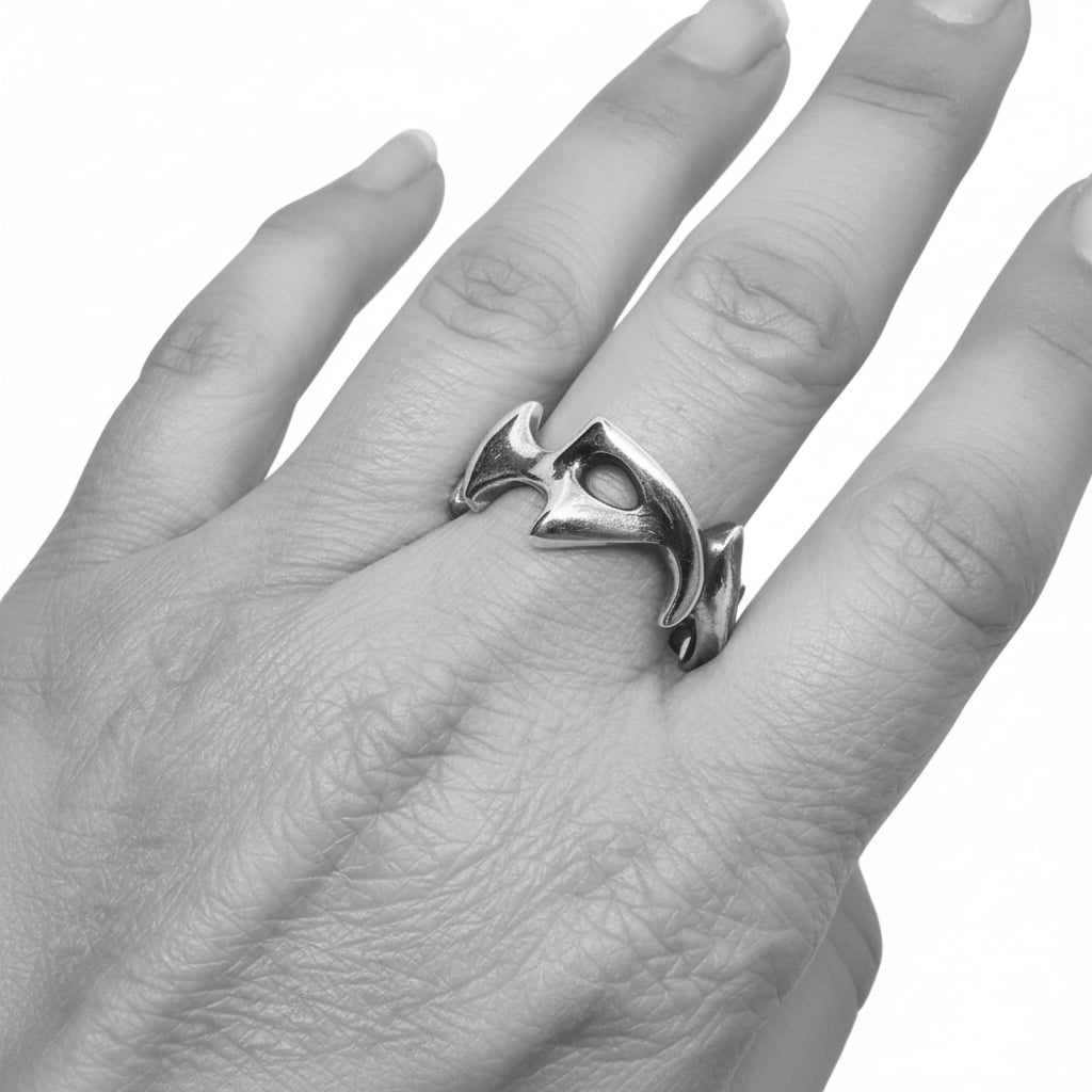 Top view of sterling silver spike ring, handmade in Cornwall, UK hallmarked - Tg-Jewellery By Tamara Gervasio