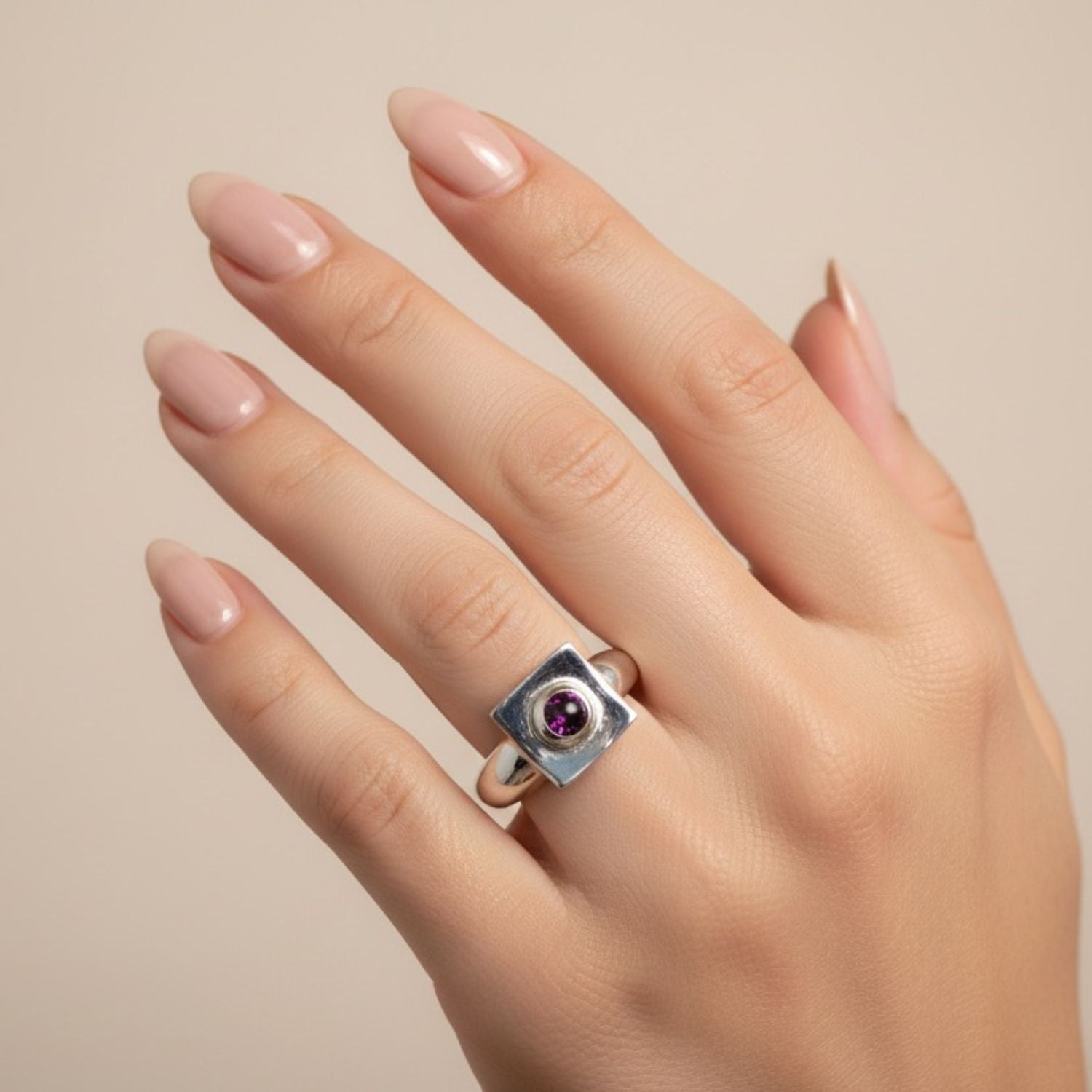 Model wearing The Cube Ring with amethyst cabochon, sterling silver 925 statement ring