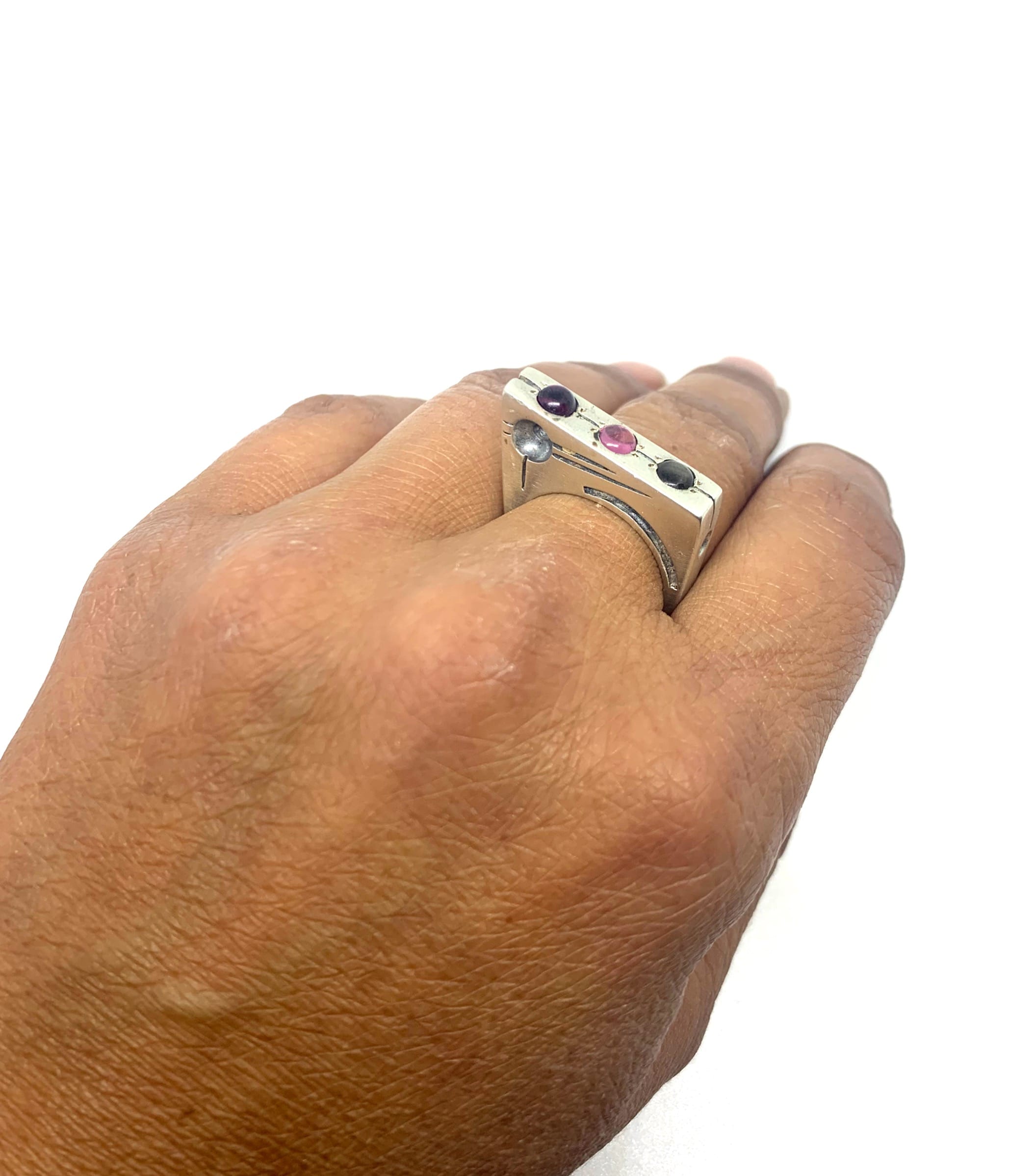 Traffic Light ring worn on hand showing garnet, pink tourmaline and black star gemstones - Tg-Jewellery By Tamara Gervasio